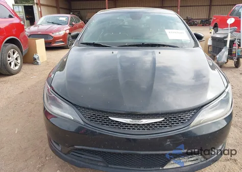 2015 Chrysler 200 S из США, поврежденный, VIN 1C3CCCBB7FN680211